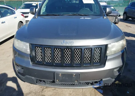 2013 Jeep Grand Cherokee Laredo Altitude z USA, uszkodzony, nr VIN 1C4RJFAG8DC572909